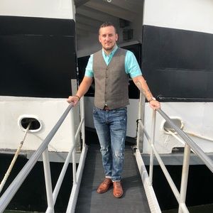 Meet your Posher, Andrew